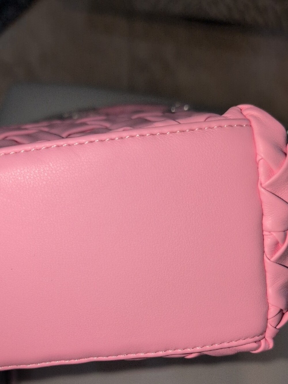 Woven Pink Women's Vegan Leather Handbag With Crossbody Strap - Picture 9 of 11